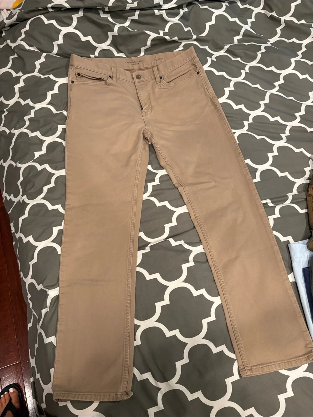Banana Republic Men's Pale Pink Straight Jeans